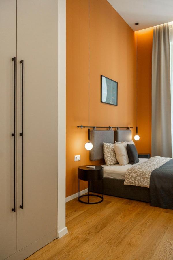 Luxurious Minimalist Residence With Sauna By Prestige Homes Budapest Esterno foto
